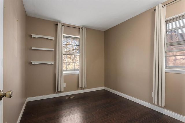 16525 E 35th St Court S, Independence, MO 64055