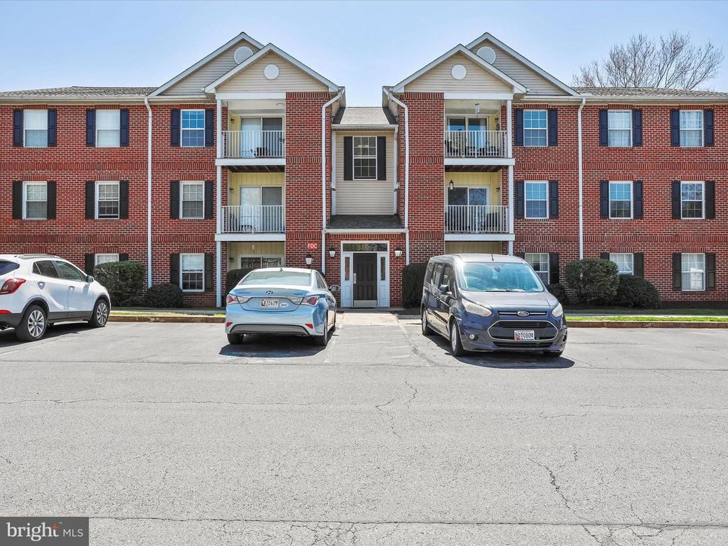 3856 SHADYWOOD DR #2B, Jefferson, MD 21755