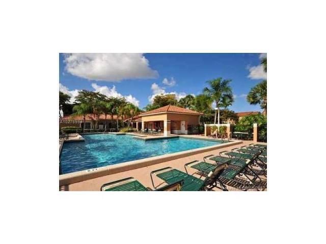 1141 LAKE VICTORIA Drive H, West Palm Beach, FL 33411