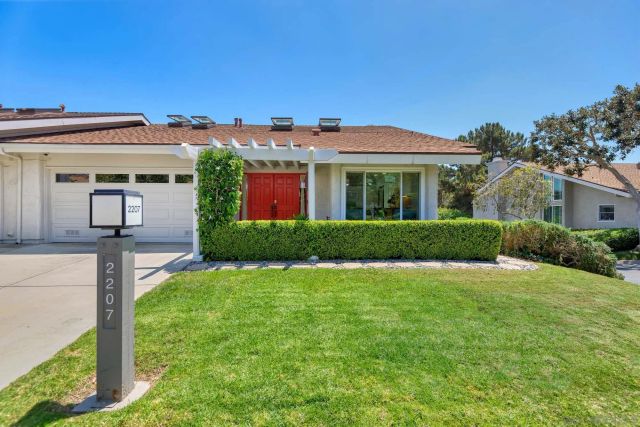 2207 Caminito Cabala, La Jolla, CA 92037