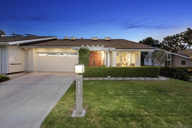 2207 Caminito Cabala, La Jolla, CA 92037