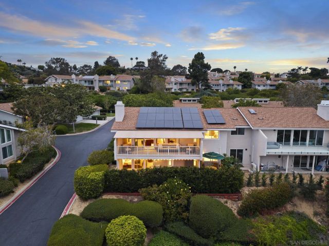 2207 Caminito Cabala, La Jolla, CA 92037