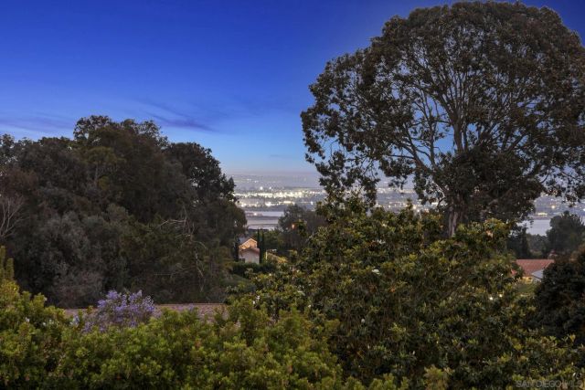 2207 Caminito Cabala, La Jolla, CA 92037