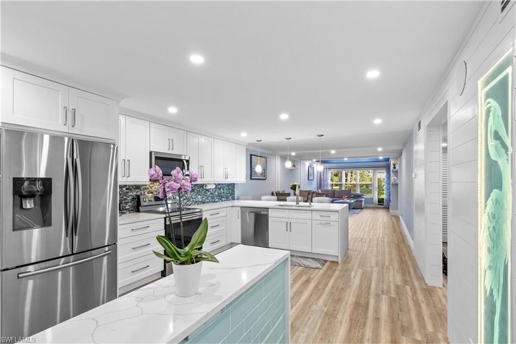 4140 Looking Glass LN 7, NAPLES, FL 34112 — exterior