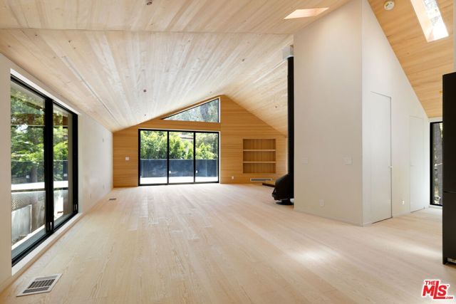 1956 Laurel Canyon Road, Los Angeles, CA 90046