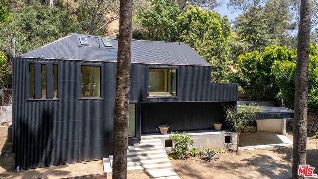 1956 Laurel Canyon Road, Los Angeles, CA 90046