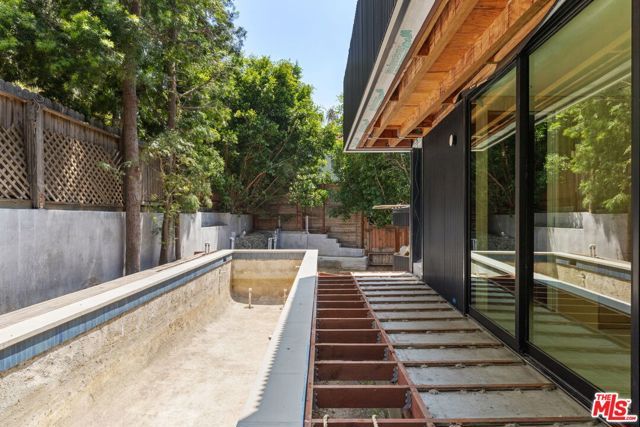1956 Laurel Canyon Road, Los Angeles, CA 90046
