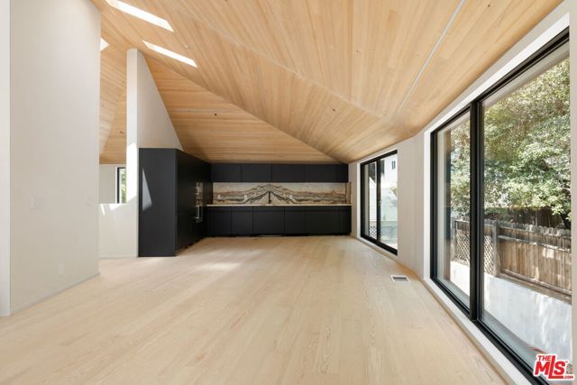 1956 Laurel Canyon Road, Los Angeles, CA 90046