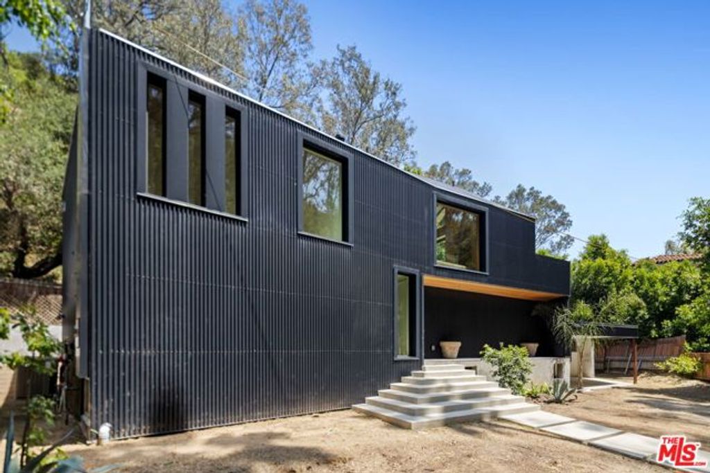 1956 Laurel Canyon Road, Los Angeles, CA 90046