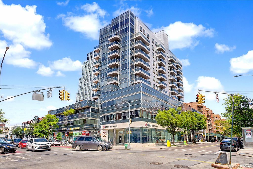 136-19 Franklin Avenue 7A, Flushing, NY 11355 — exterior