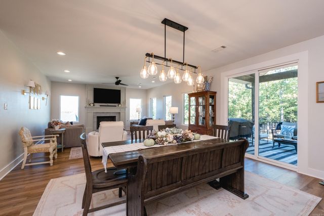 19016 Waterview Meadow Lane, Roland, AR 72135