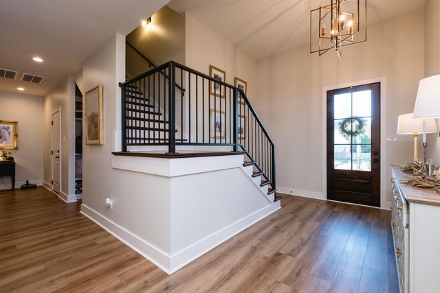 19016 Waterview Meadow Lane, Roland, AR 72135