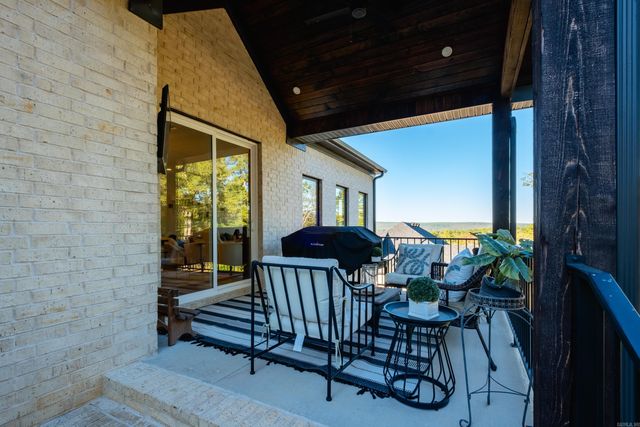 19016 Waterview Meadow Lane, Roland, AR 72135