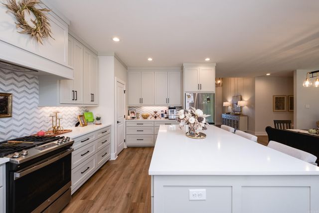 19016 Waterview Meadow Lane, Roland, AR 72135