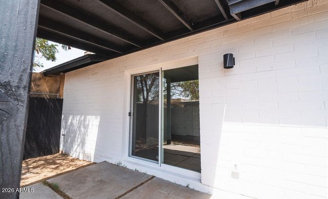 5712 N 68TH Drive, Glendale, AZ 85303