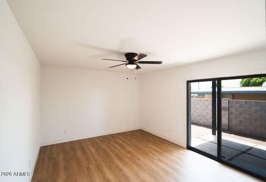 5712 N 68TH Drive, Glendale, AZ 85303