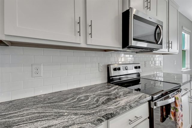 5625 SOFT SKIES DRIVE, Sarasota, FL 34238