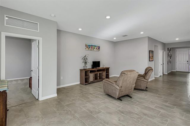 5625 SOFT SKIES DRIVE, Sarasota, FL 34238