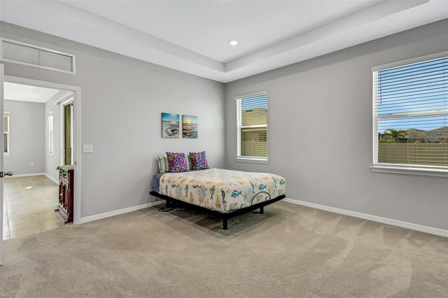 5625 SOFT SKIES DRIVE, Sarasota, FL 34238