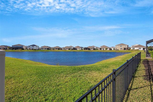 5625 SOFT SKIES DRIVE, Sarasota, FL 34238