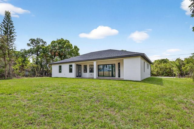5602 Tangelo Drive, Fort Pierce, FL 34982