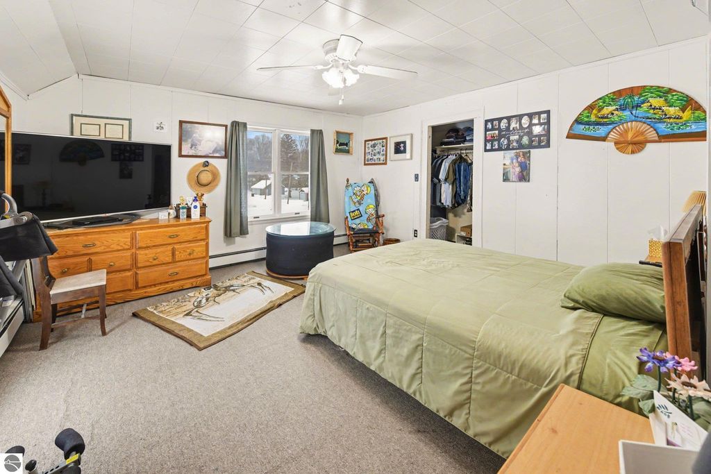 Image 19 of property listing at 111 W Forest Home Avenue, Bellaire, MI 49615