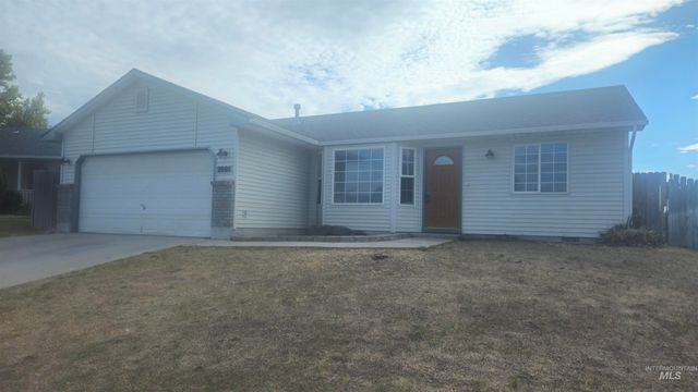 2801 Swan Ave, Nampa, ID 83687