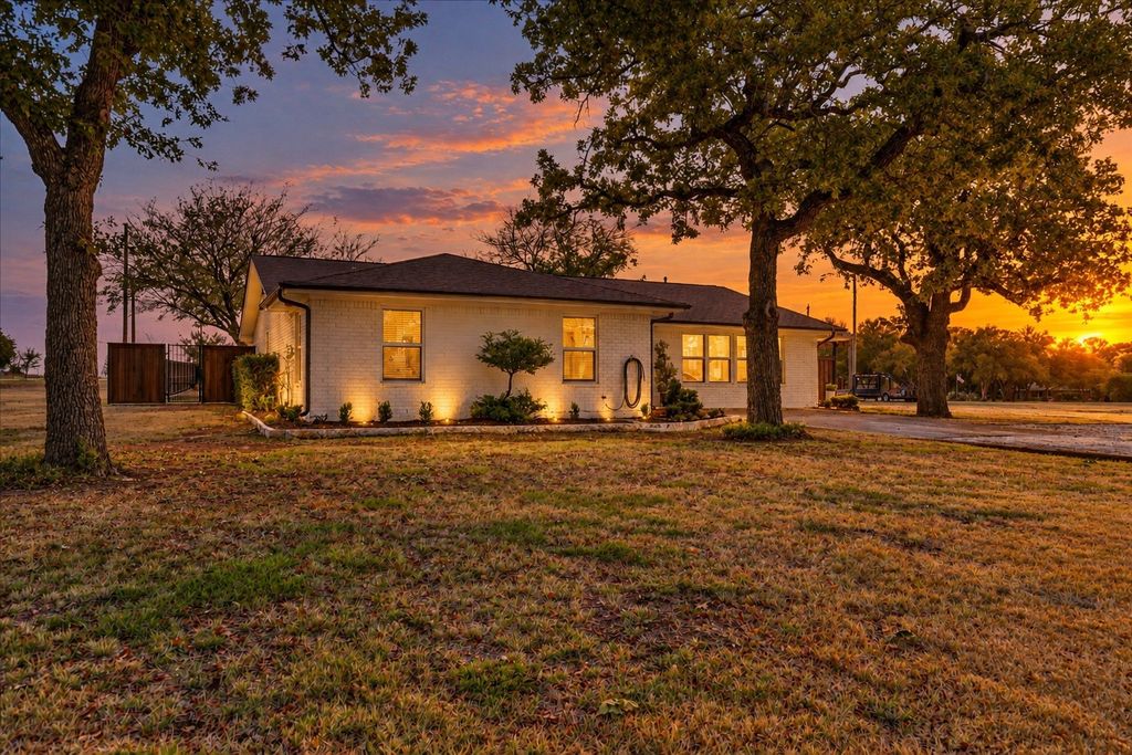 156 Cedar Elm Road, Willow Park, TX 76087 — photo 2