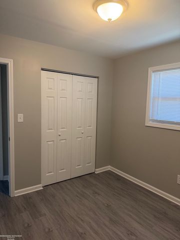 26653 Hill Avenue, Warren, MI 48091