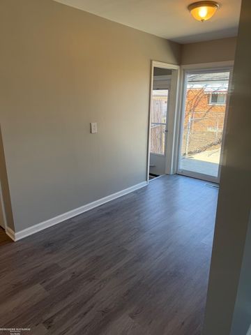 26653 Hill Avenue, Warren, MI 48091