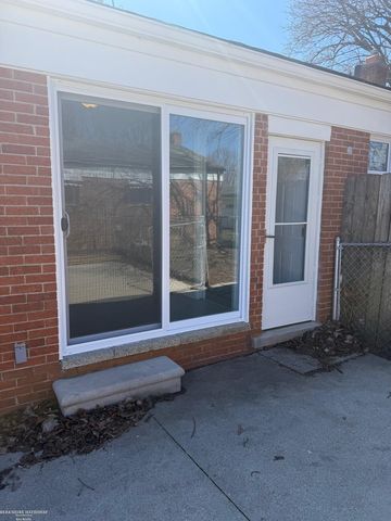 26653 Hill Avenue, Warren, MI 48091