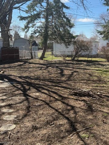 26653 Hill Avenue, Warren, MI 48091