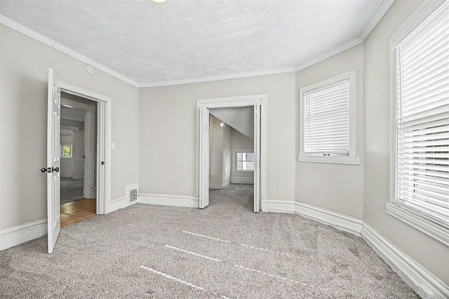 327 Henry Avenue, Grand Rapids, MI 49503