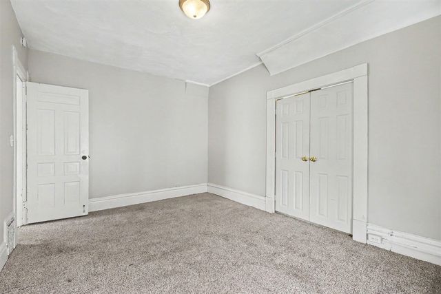 327 Henry Avenue, Grand Rapids, MI 49503