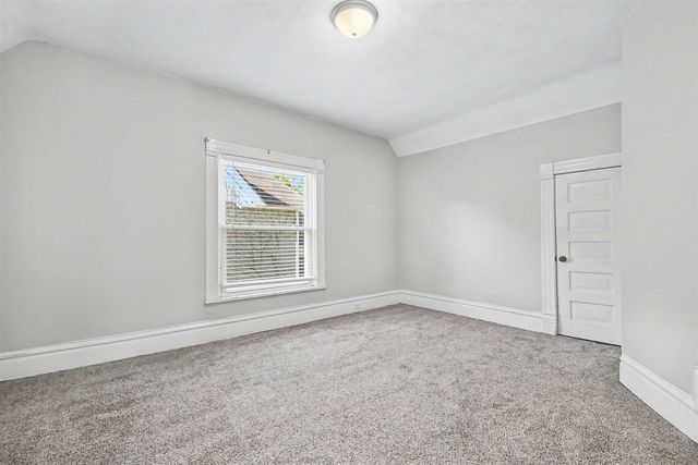 327 Henry Avenue, Grand Rapids, MI 49503