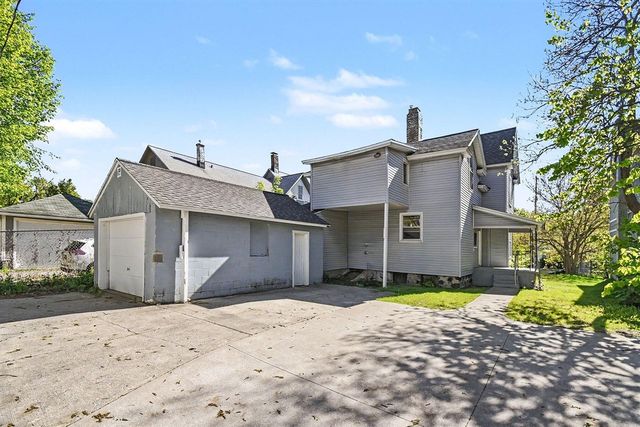 327 Henry Avenue, Grand Rapids, MI 49503
