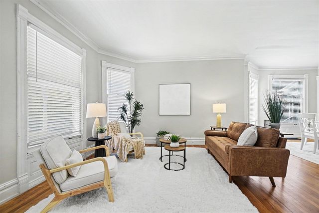 327 Henry Avenue, Grand Rapids, MI 49503