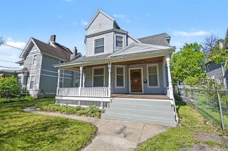 327 Henry Avenue, Grand Rapids, MI 49503