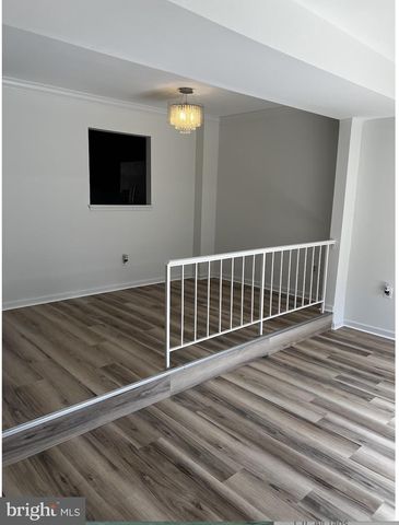 1112 CASTLEHAVEN CT, Capitol Heights, MD 20743