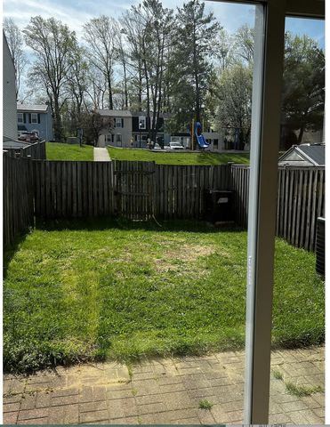 1112 CASTLEHAVEN CT, Capitol Heights, MD 20743