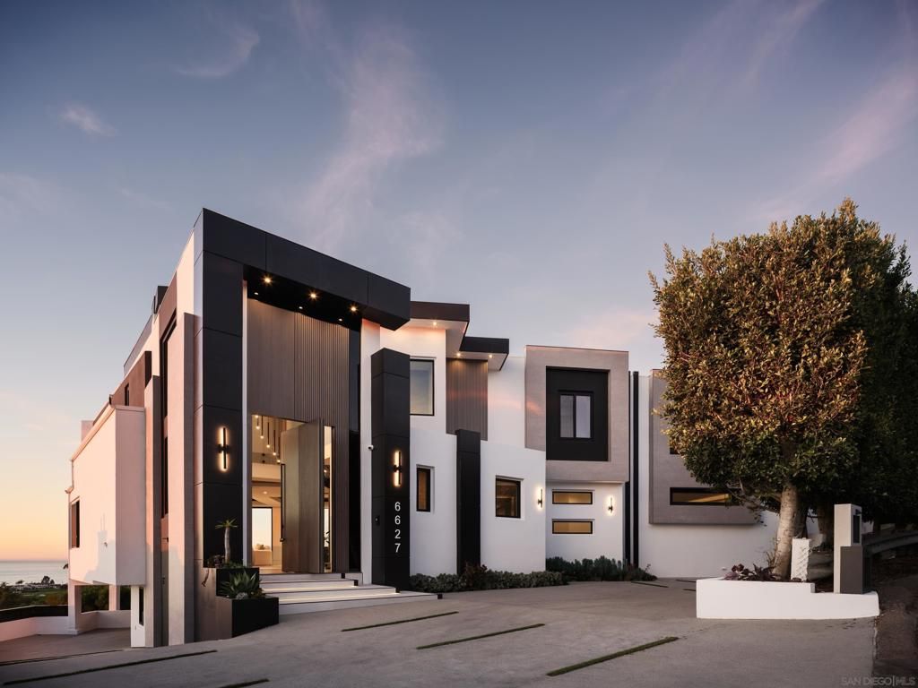 6627 Muirlands Dr, La Jolla, CA 92037