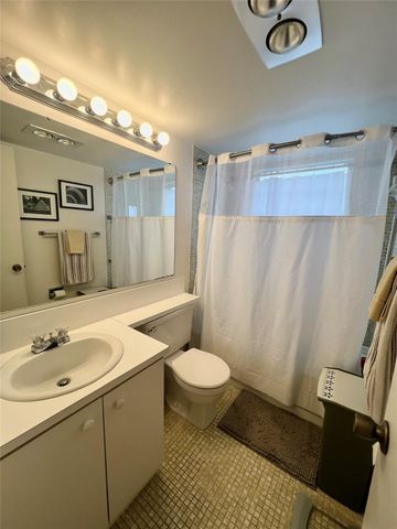 244 Farnham K 244, Deerfield Beach, FL 33442