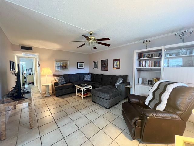 244 Farnham K 244, Deerfield Beach, FL 33442