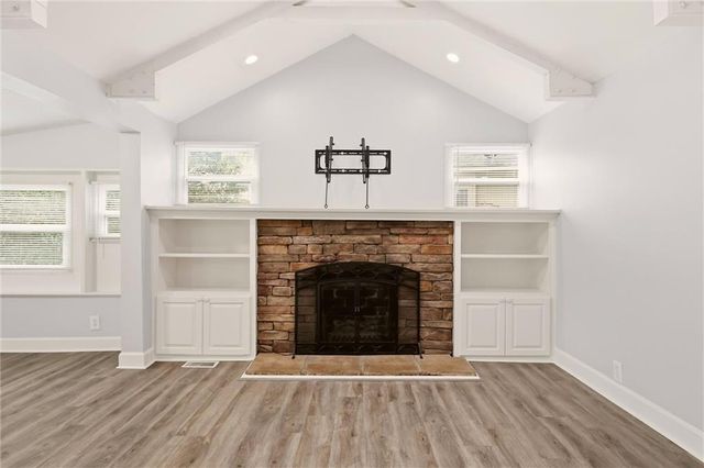 65 Dockside Drive, Lake Tapawingo, MO 64015