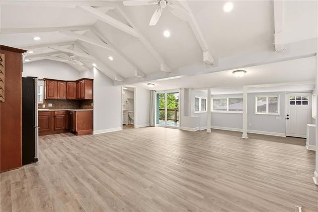 65 Dockside Drive, Lake Tapawingo, MO 64015