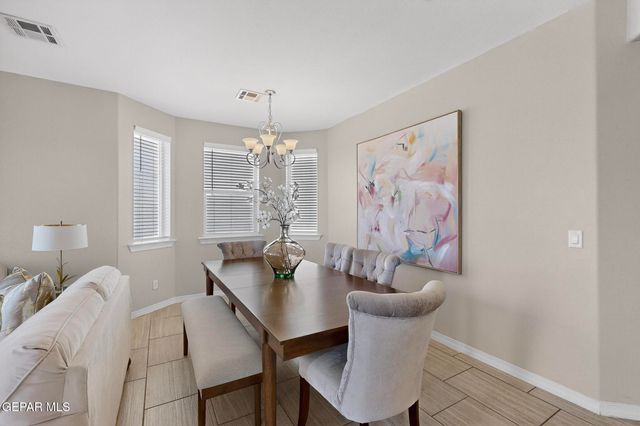 2178 Enchanted Crest Dr, El Paso, TX 79911