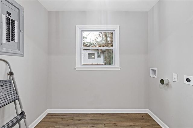 2224 Hudson Drive SW, Lilburn, GA 30047