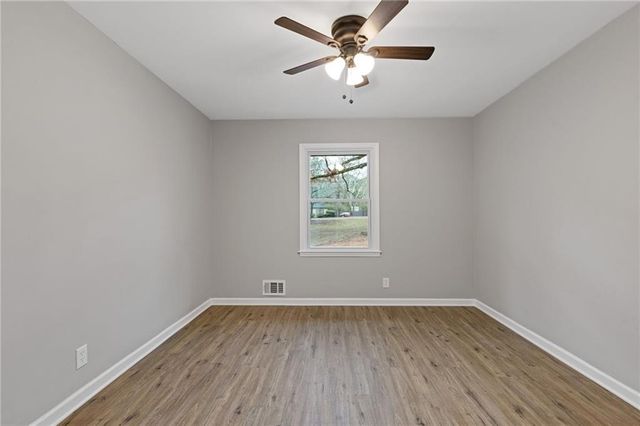 2224 Hudson Drive SW, Lilburn, GA 30047