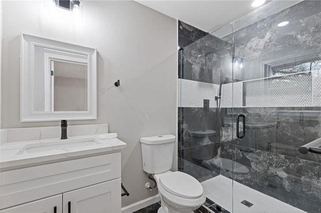 2224 Hudson Drive SW, Lilburn, GA 30047