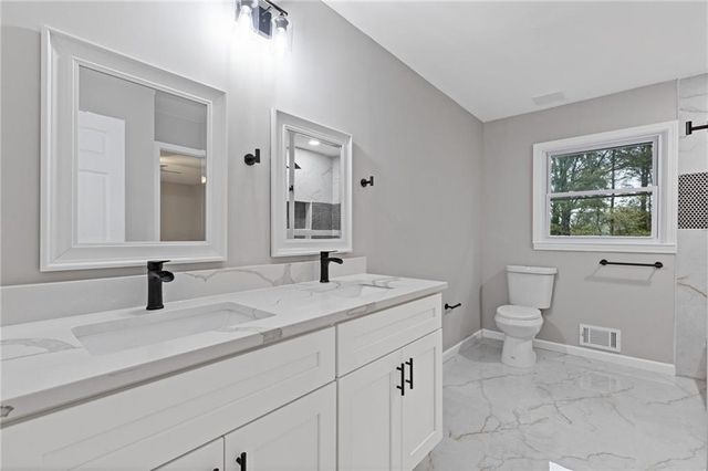 2224 Hudson Drive SW, Lilburn, GA 30047